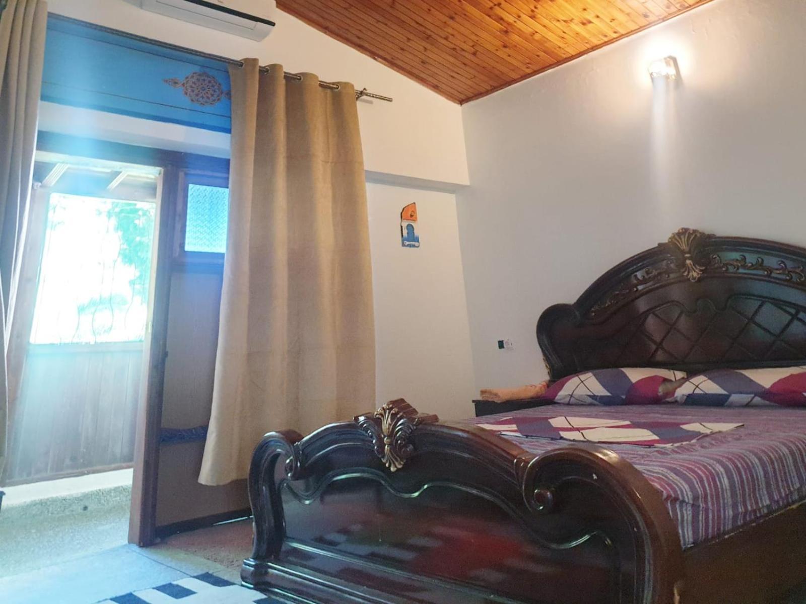 Dar Casa Plasa Grande เชฟชาอูน ภายนอก รูปภาพ