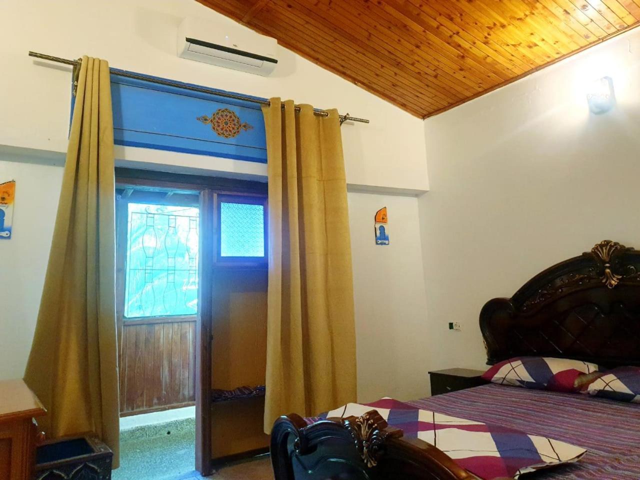Dar Casa Plasa Grande เชฟชาอูน ภายนอก รูปภาพ